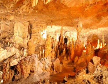 Σπήλαιο Περάματος στα Ιωάννινα