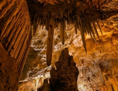 Σπήλαιο της Αντιπάρου