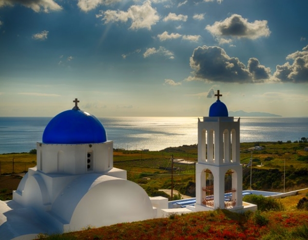 Vourvoulos beach in Santorini