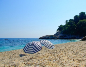 Papa Nero Beach in Magnesia