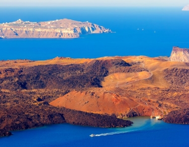 Palia &amp; Nea Kameni of Santorini